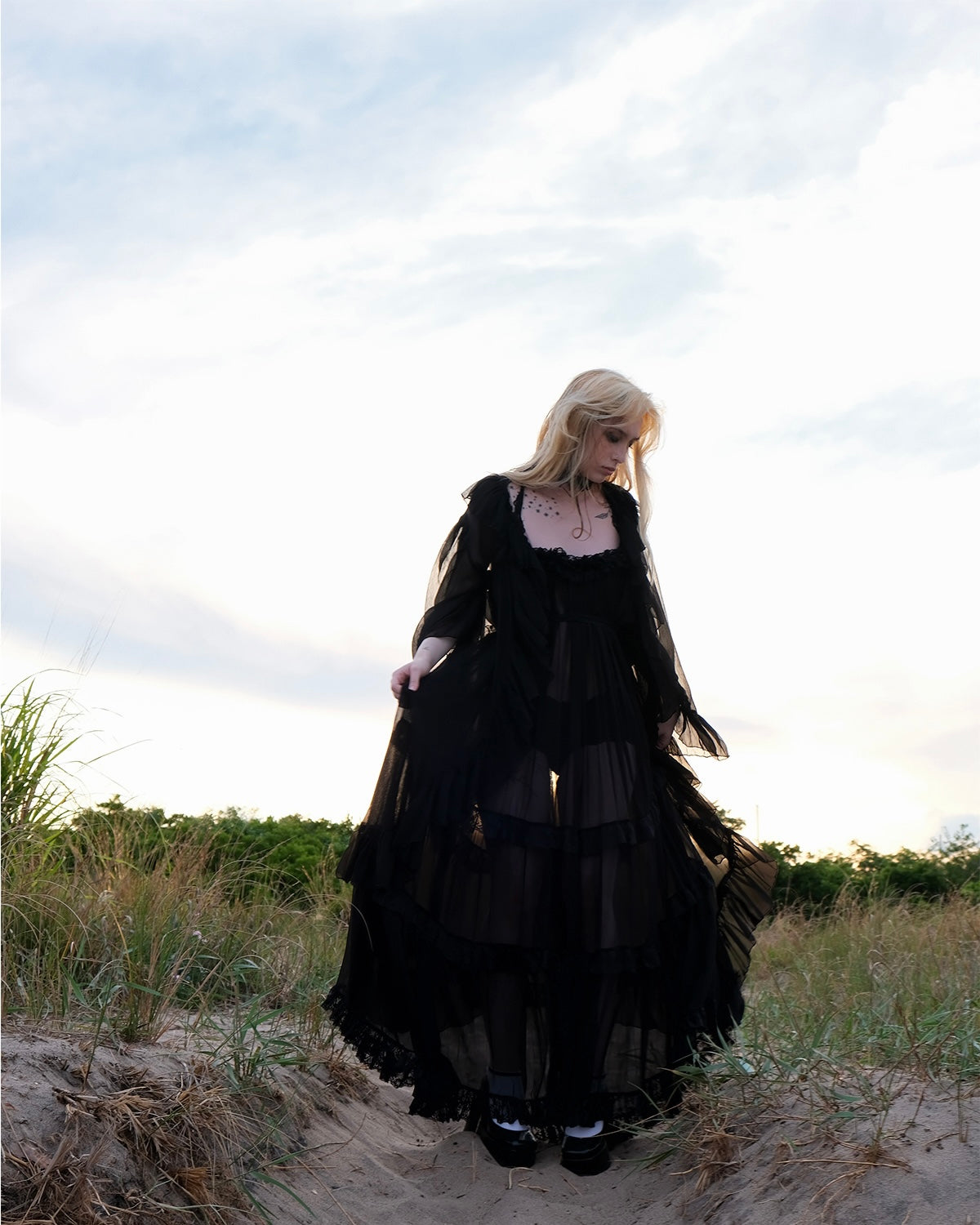 The Temptress Duster