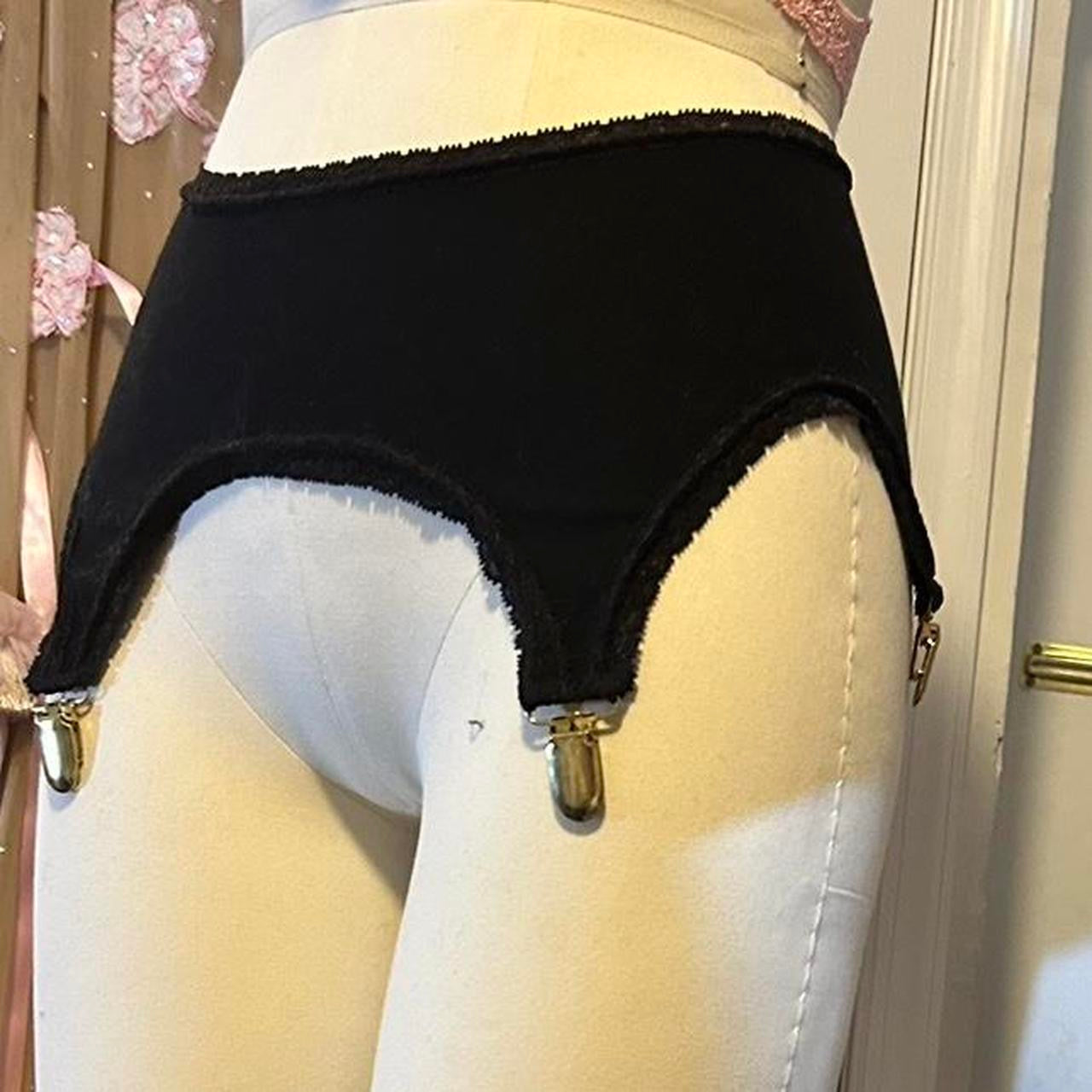 velma garter belt